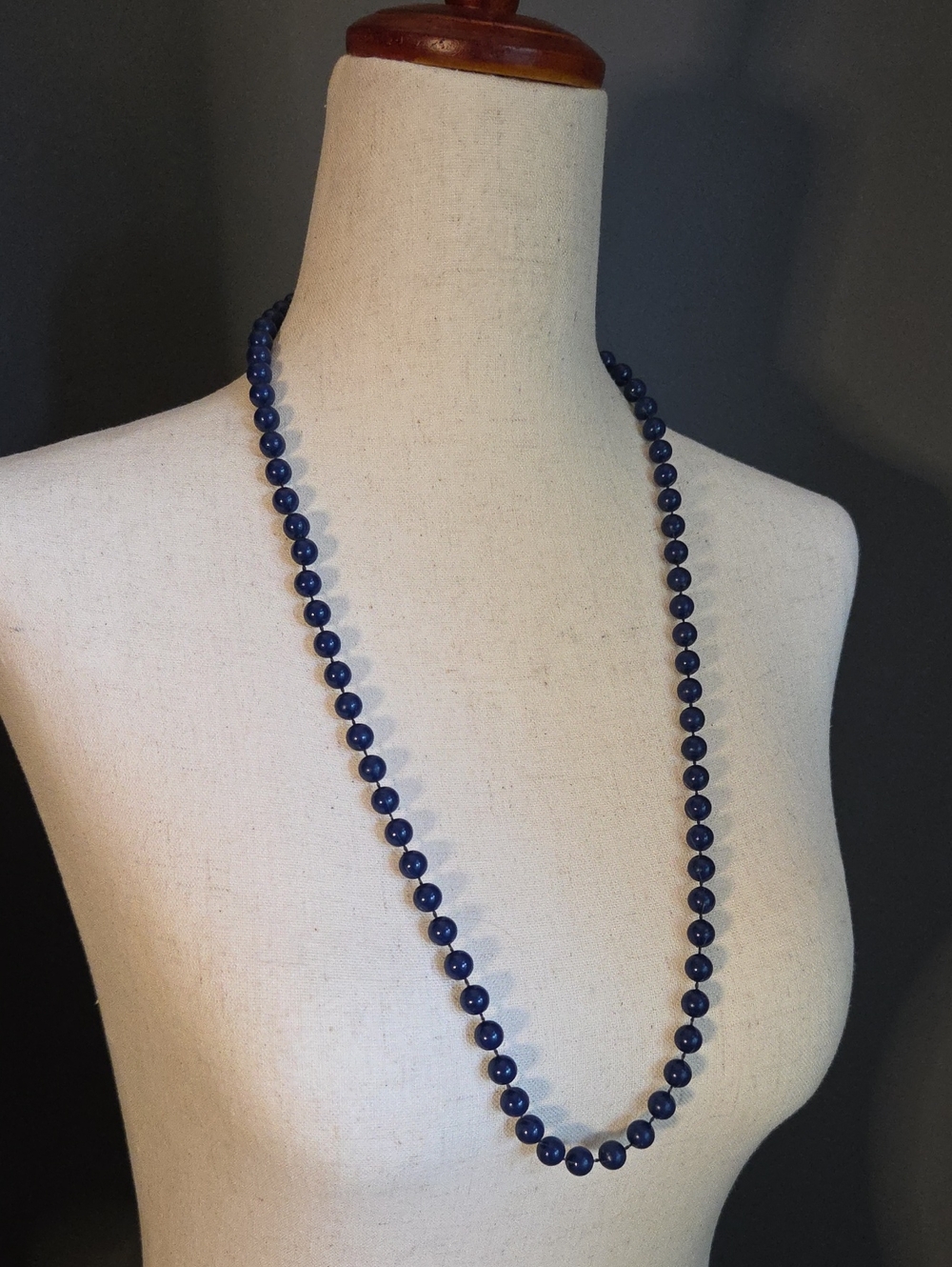 Vintage Dark Navy Blue 80's Beaded Necklace